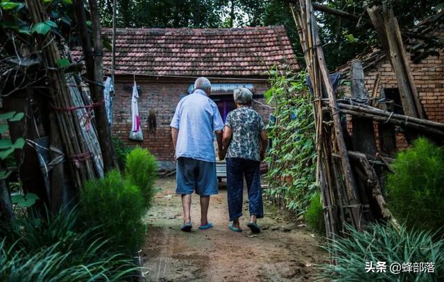 什么叫农转非，什么叫农转非加入最后一批（非农户口想要迁回农村）