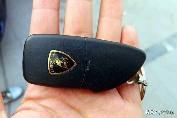 帕加尼幽灵之子，帕加尼幽灵之子值多少钱（你就明白豪车凭什么这么贵了）