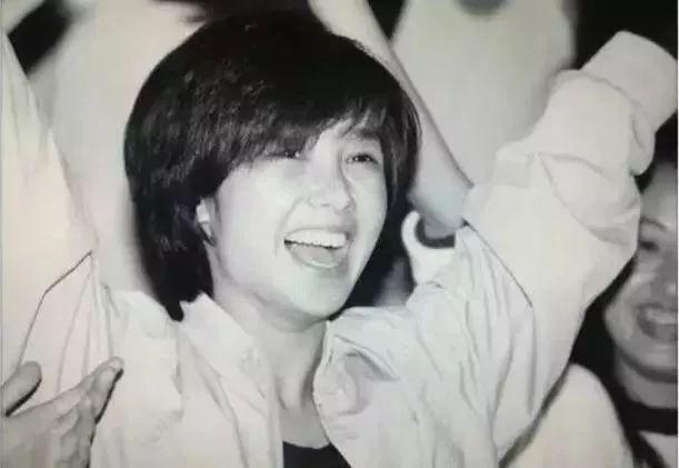 演员王海燕第一任丈夫是谁，演员王海燕第一任丈夫是谁啊（二婚嫁张嘉译育有一女）