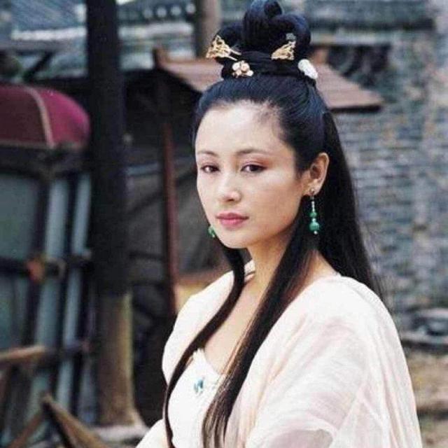 陈红个人资料，陈凯歌的妻子是谁（28岁嫁给陈凯歌退居幕后）