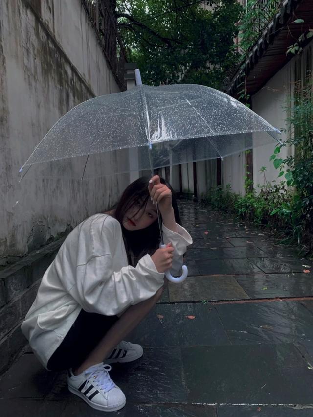 天气下雨文案，天气有雨文案（适合下雨天发的文案）