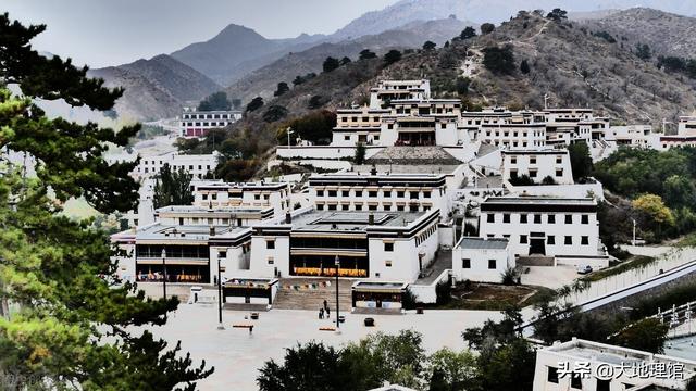 包头与呼和浩特是如何炼成的，呼和浩特是哪里的行政中心