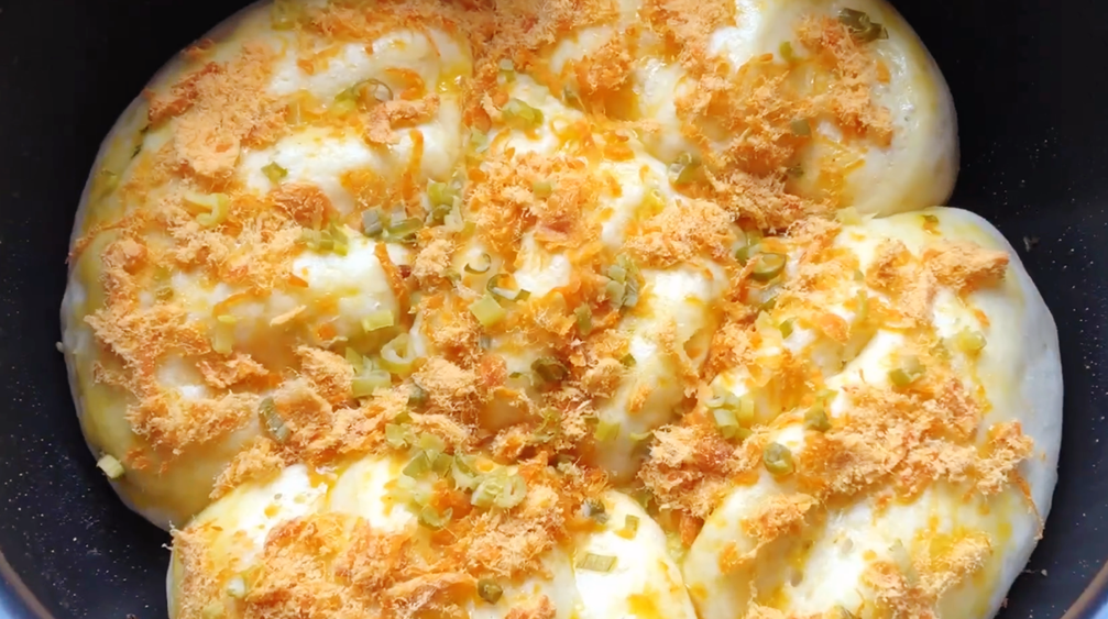 【电饭锅面包】做法步骤图 不用揉出手套膜 松软拉丝越嚼越香-起舞食谱网