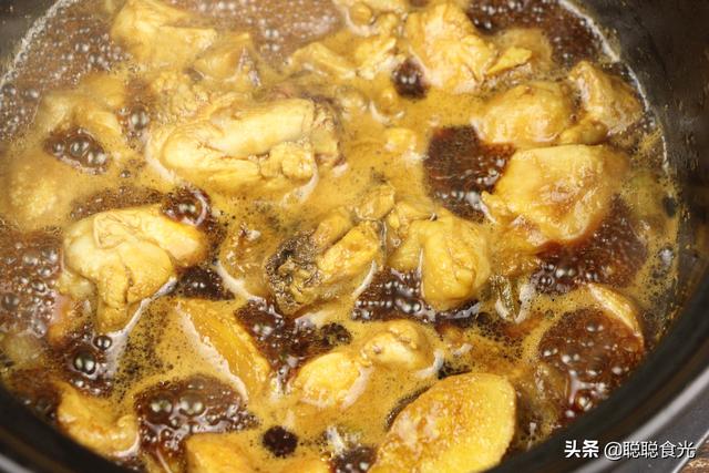 怎样做土豆炖鸡，怎样做土豆炖鸡腿（鸡块炖土豆的家常做法）
