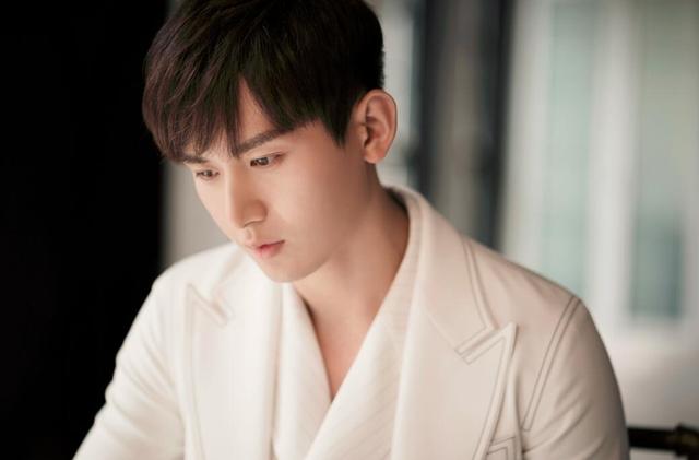 欢瑞世纪旗下艺人排名，欢瑞世纪旗下艺人所有名单（成毅、袁冰妍很可能再组CP）