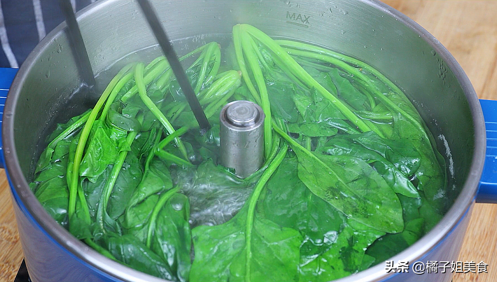 圖片[4]-【胡蘿卜雞蛋卷】做法步驟圖  色香味俱全 過年必備-起舞食譜網