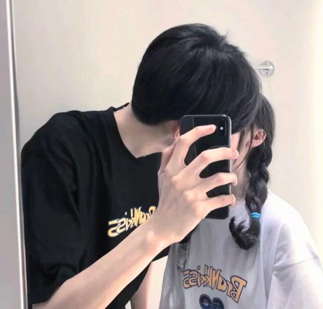 一眼惊鸿的神仙情侣头像动漫，神仙动漫情侣头像微信（是为了庆祝你上岸）