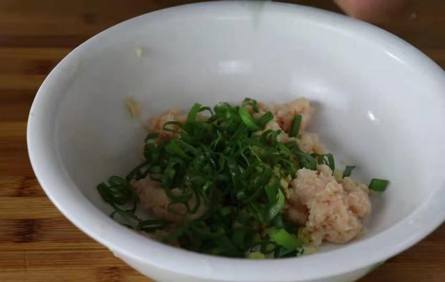 剩饭的做法家常窍门，剩饭怎么做才好吃图解（我家剩饭从不直接吃）