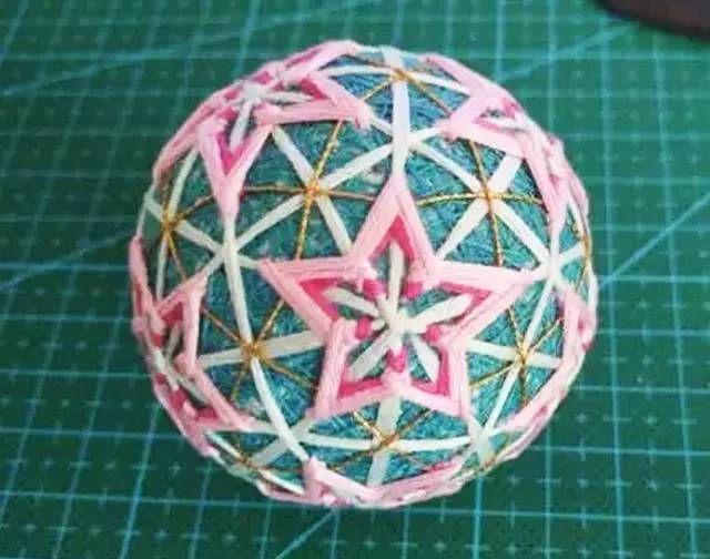 简单圆球结编法，手绳收尾球（带你入门手鞠球的第一课）