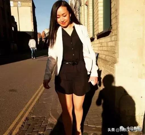 彝族姑娘很开放的，彝族姑娘再美也不娶（第一个走向国际的彝族女星）