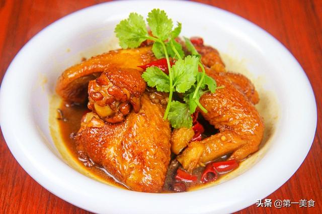 卤水鸡翅的做法，卤鸡翅的详细做法（教你在家如何做卤鸡翅）