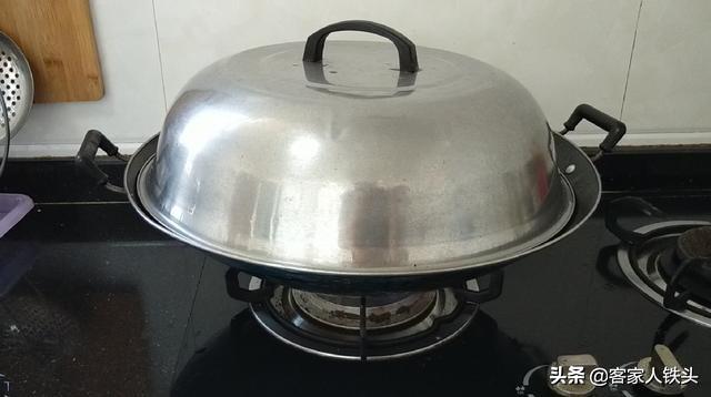 正宗焖肉的做法，最爱客家一道特色焖肉