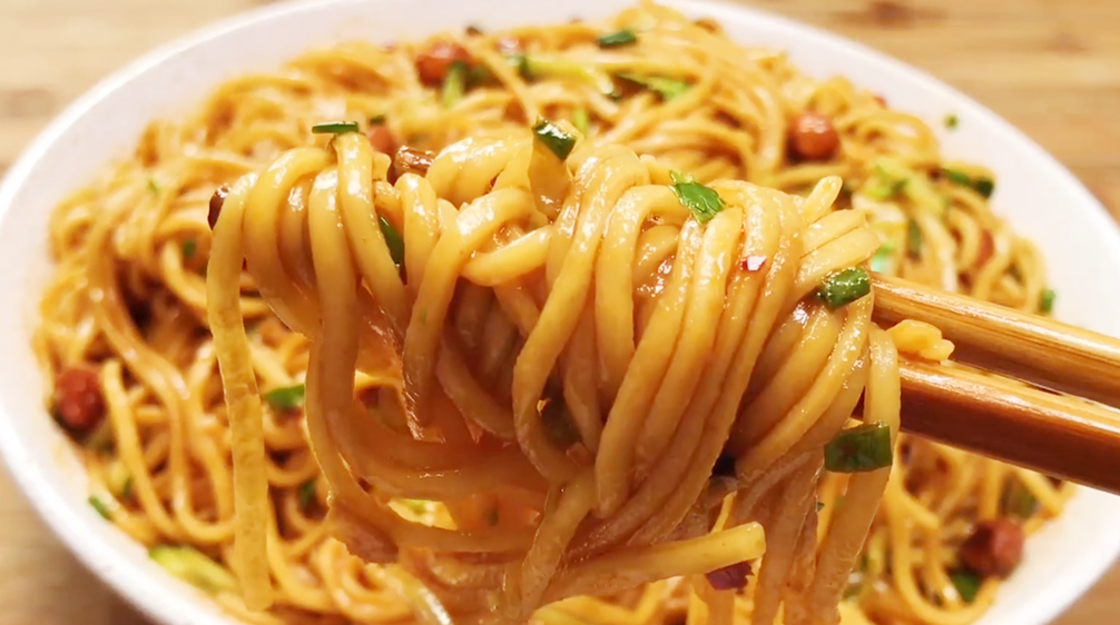 圖片[6]-【麻醬涼面】做法步驟圖 做法特別簡單 一到夏天我們家就饞它-起舞食譜網(wǎng)