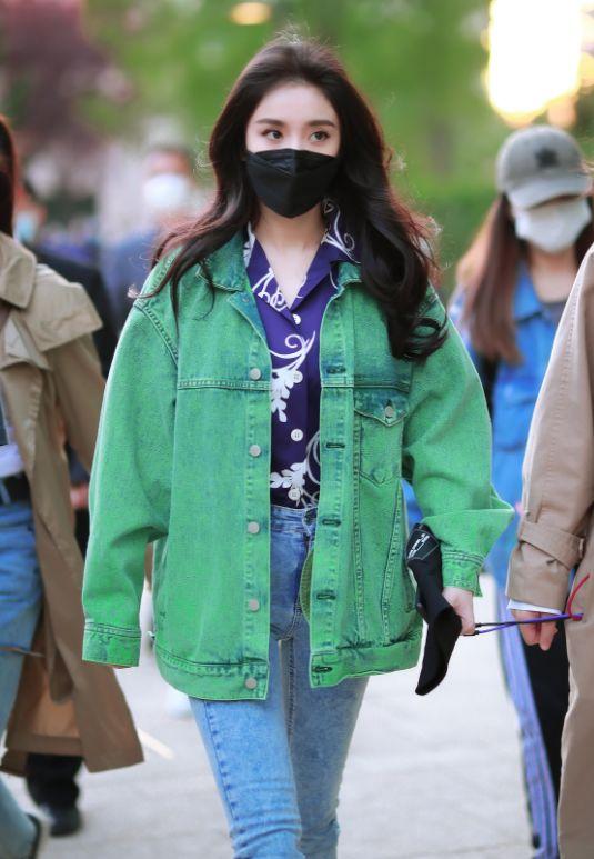 杨幂植发知乎，有种“整容”叫杨幂植发