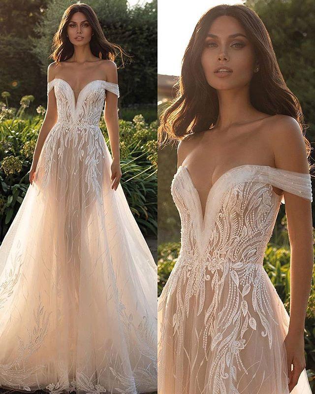 唯美婚纱，好看的婚纱照片大全（西班牙pronovias高定婚纱礼服图片）