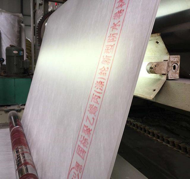丙纶布防水被淘汰了吗，丙纶布为什么能防水（卫生间换丙纶布做防水）