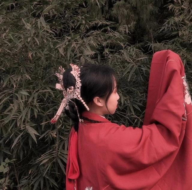 女生下半身头像，小姐姐下半身系列头像微信（女生部位头像，汉服小姐姐头像）