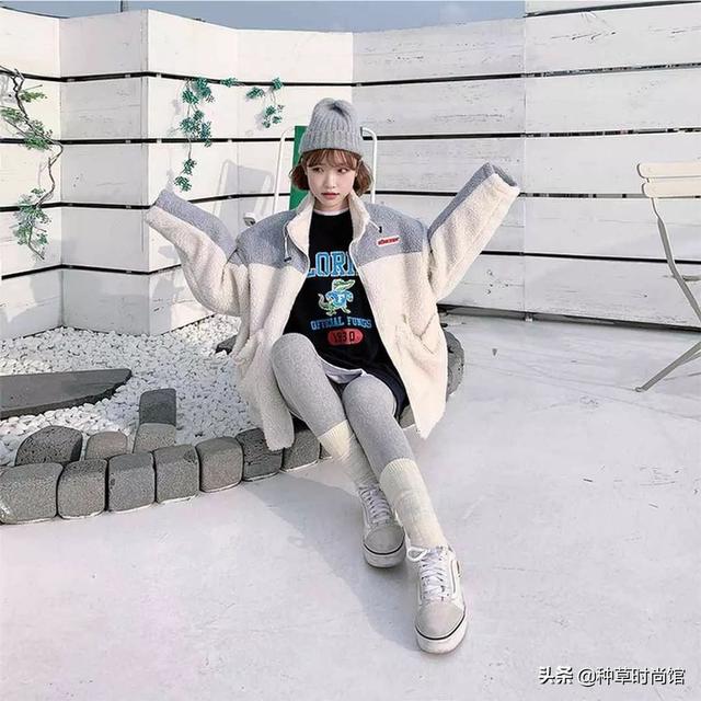 请问卫衣绒英文怎么讲，绒衣用英语怎么说（卫衣内搭的N种方法）