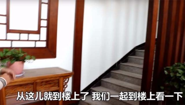 乌金和黄金哪个贵，乌金片和乌金胶囊是一样的吗_什么情况下可以吃乌金片（河南土豪盖的房子光吊灯就要5、6万）