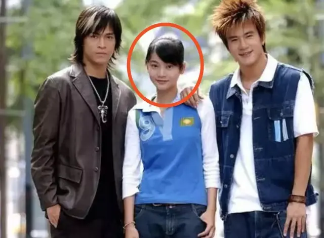 炎亚纶爱似百汇，炎亚纶诸暨见面会（两人曾否认恋情十年）