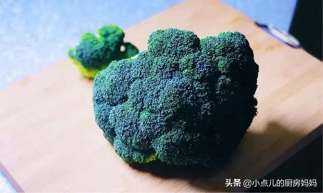 西兰花怎么保存，西兰花怎么保存不变黄（储存2周都没问题）