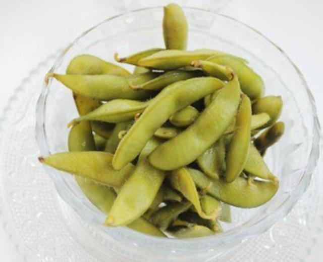 卤毛豆怎么做，麻辣毛豆怎么做（“调料”是关键）