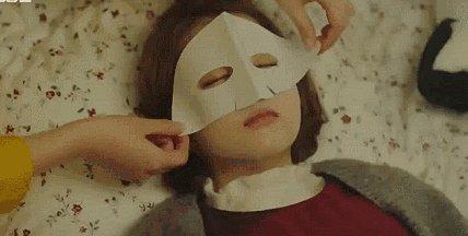 面膜用完后要洗脸吗，用完面膜后要不要洗脸（用完面膜之后要洗脸么）