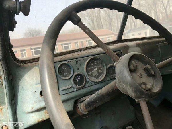 国内稀有的跃进130军用卡车