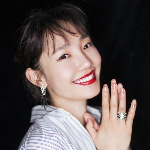 白百合的儿子几岁了，白百合陈羽凡离婚（13岁大儿子让她“别减肥”）