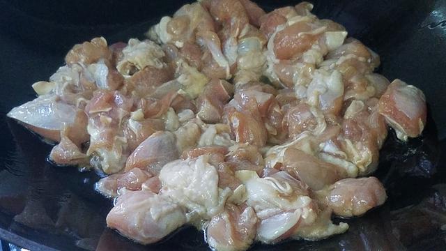 鸡腿肉的做法大全，鸡腿的做法大全（鸡腿香喷喷的做法）