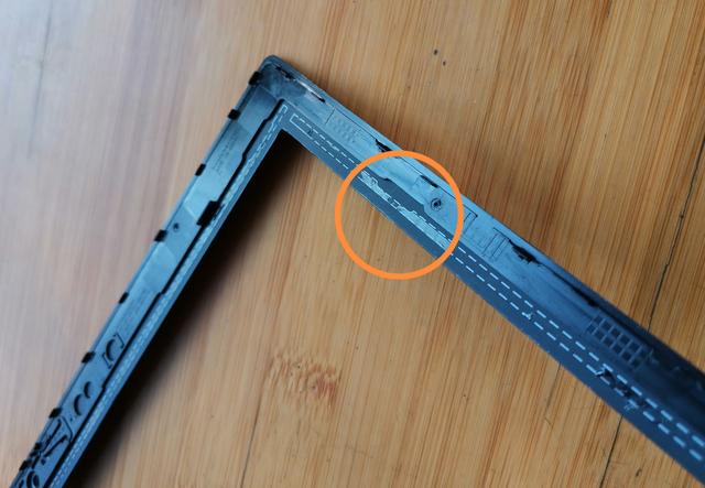 更换显示器在BIOS里怎么设置，换显卡bios要设置（眼睛终于不再受折磨）