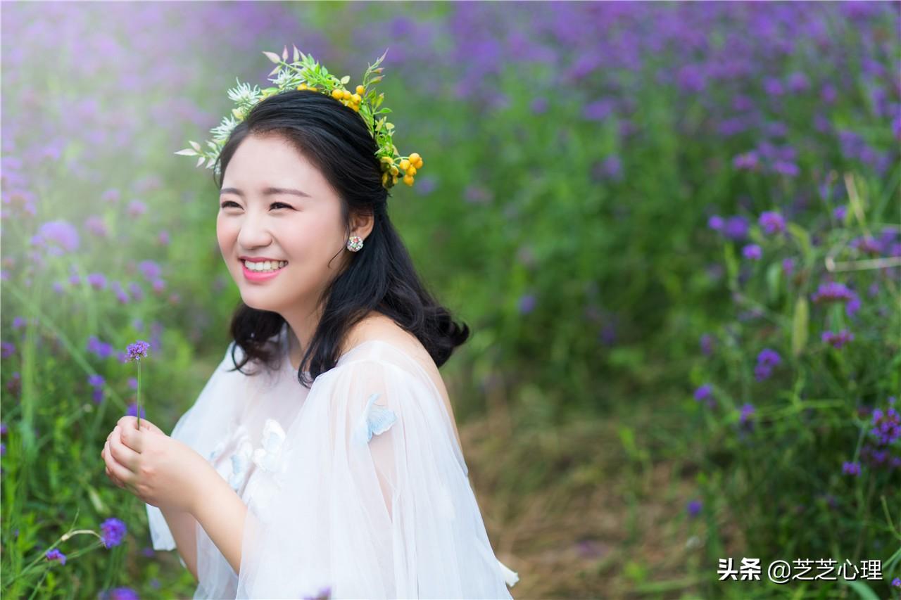 女孩子怎么撒娇，女孩子怎么撒娇卖萌（心理学：撒娇女人最好命）