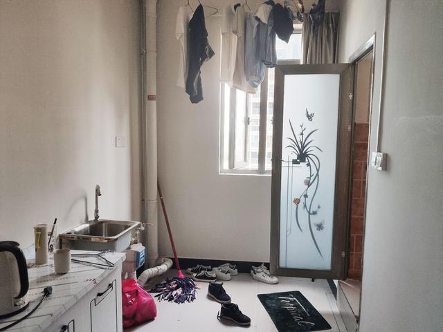 长沙租房子，长沙租房子哪个网站好（长沙一套149平米房子隔成5居室）