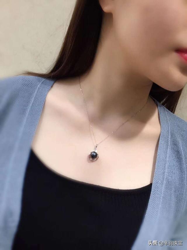 大溪地珍珠是哪里产的，市场上售卖的大溪地珍珠是真的（消费者该如何选购大溪地黑珍珠呢）