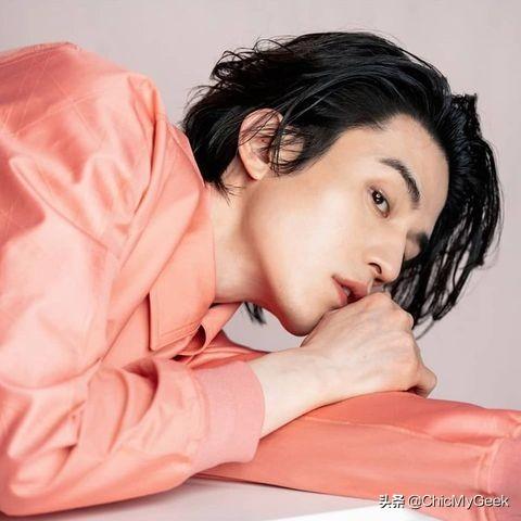 韩国帅哥图片(十位帅度爆表韩国长发男星) - 赤虎壹号