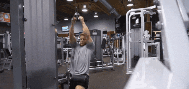 男生怎样拍照好看又上镜，男生怎样自拍好看又上镜（男生多练5个部位）