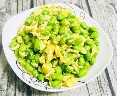 【毛豆炒雞蛋】做法步驟圖 還益智補(bǔ)腦 超級簡單易做-起舞食譜網(wǎng)