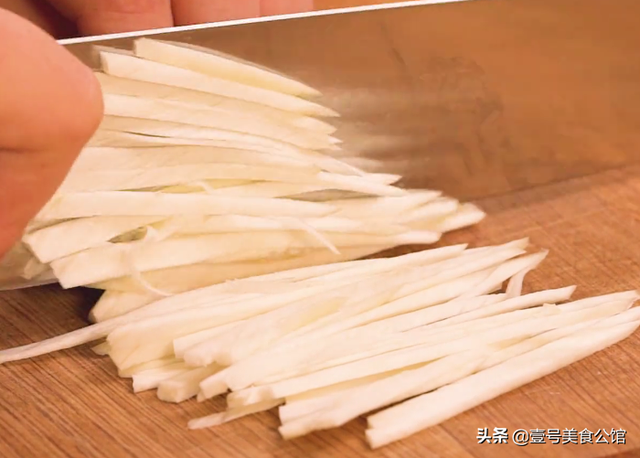 怎样做美味的黄瓜茭白炒牛肉末，肉末炒黄瓜怎么做好吃（简单好吃的牛肉茭白丝）