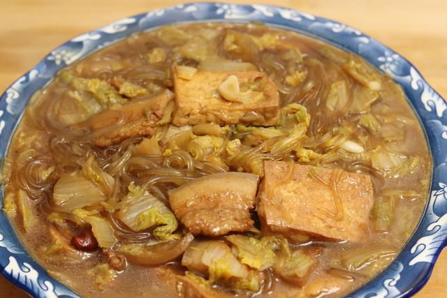 小白菜炖豆腐，大厨教你3个小窍门