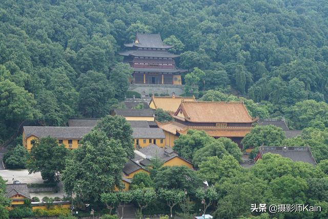 雷峰塔在哪个城市，白娘子雷峰塔在哪个城市（外形古典却是近年重建）