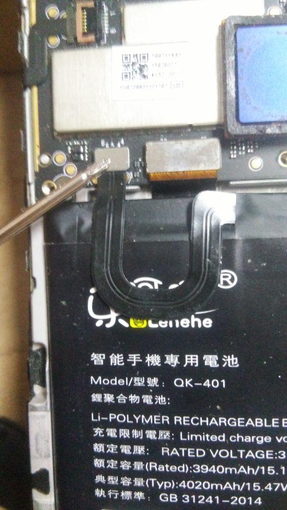 手机电池怎么换，手机怎样更换电池教程（再也不会被手机维修店坑啦）