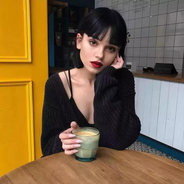 超酷的欧美女神像，爱死了！，超酷的欧美女神像图片（假如我年少不自卑）