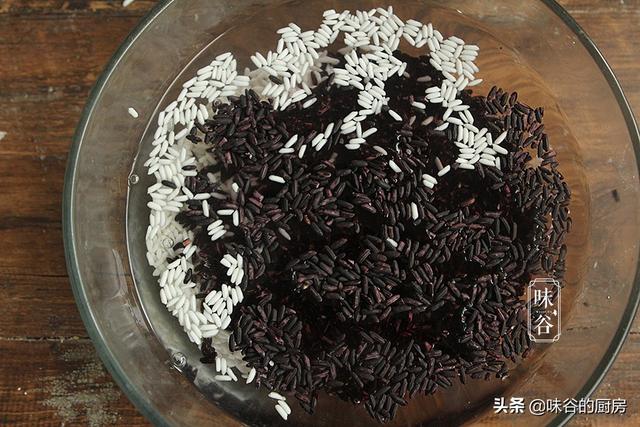 紫米和紫糯米一样吗有什么区别，紫米和紫糯米一样吗有什么区别呢（聪明女人爱吃这粽子）