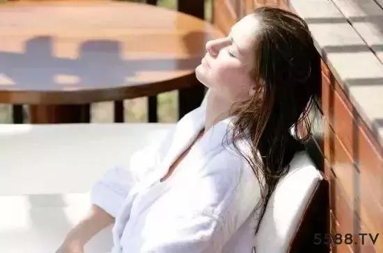 隔离霜和防晒霜，隔离霜和防晒霜一样吗（防晒霜和隔离霜哪个好）