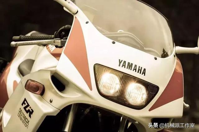 雅马哈FZR250摩托车的资料，性能和缺点（四冲仿赛Yamaha）