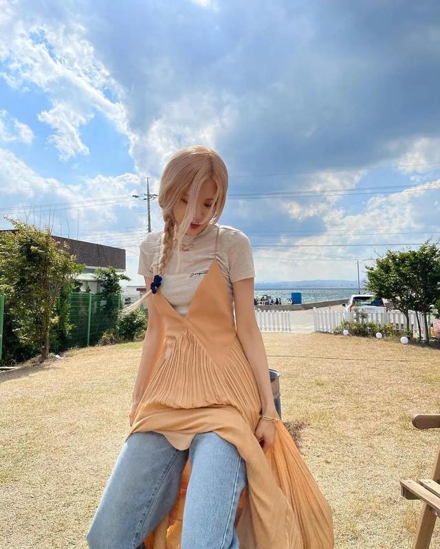 穿裙子是不是一定要穿安全裤,穿裙子要不要穿安全裤(裙子里面别穿“安全裤”了) 穿裙子是不是一定要穿安全裤,穿裙子要不要穿安全裤(裙子里面别穿“安全裤”了)