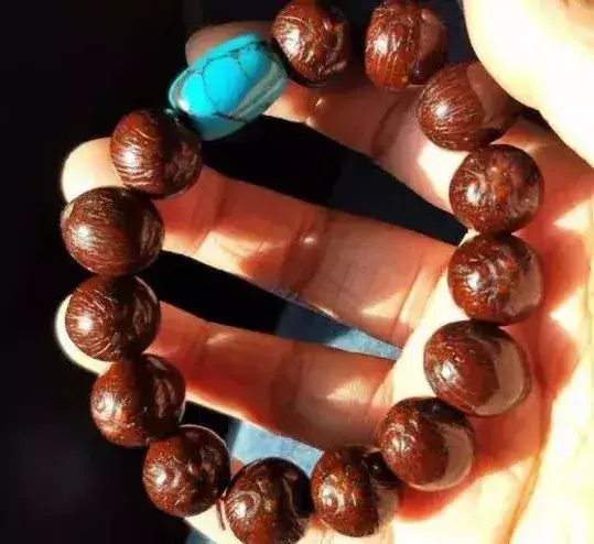 紫金鼠光珠怎么盘，紫金鼠光珠怎么盘玩上色快（懒人都能盘包浆）