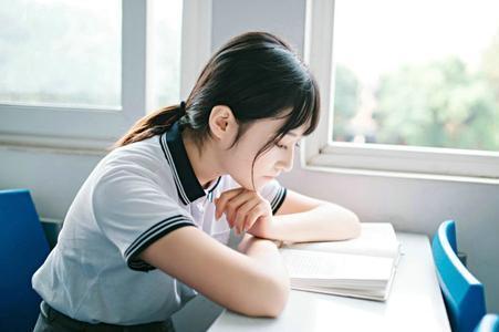 十二星座谁是学渣，十二星座谁是学霸女神（学生时代的十二星座）