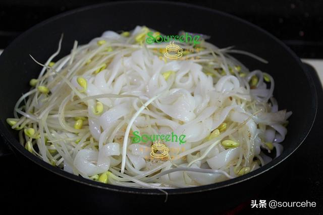 湿炒牛河怎么做，湿炒牛河的做法（正宗的广东干炒牛河）