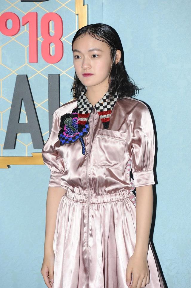 一波仙气袭来~仙仙的女头 好运交给锦鲤你只管努力就行，微信头像，一波仙气袭来~仙仙的女头 好运交给锦鲤你只管努力就行（大油头成最新流行发型）